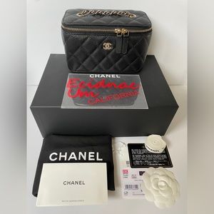 🆕 Chanel Rectangular Vanity 22C Black Caviar with Gold Hardware
